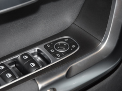 2023款 1.6T 两驱都市版豪华型