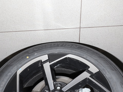 2023款 1.6T 两驱都市版豪华型