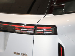 2023款 1.6T 两驱都市版豪华型