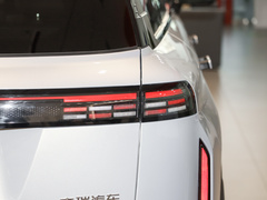 2023款 1.6T 两驱都市版豪华型