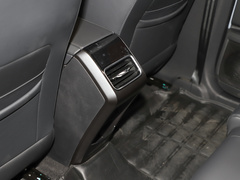 2023款 1.6T 两驱都市版豪华型