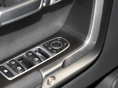 2023款 1.6T 两驱都市版豪华型