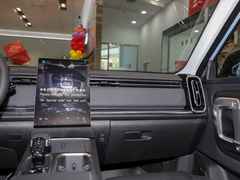 2023款 1.6T 两驱都市版豪华型