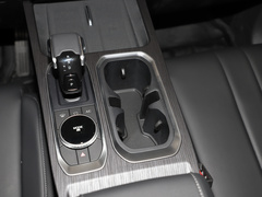 2023款 1.6T 两驱都市版豪华型