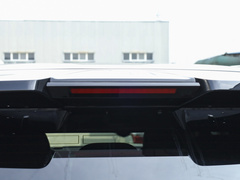 2023款 2.0T 自动两驱尊贵版 5座