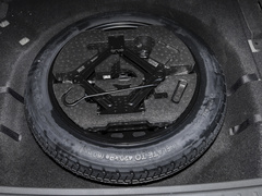 2023款 2.0T 自动两驱尊贵版 5座