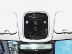 2023款 2.0T 自动两驱尊贵版 5座