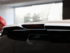 2023款 2.0T 自动两驱尊贵版 7座