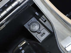2023款 1.5L DE-i 100KM臻享型 7座 