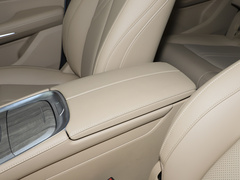 2023款 1.5L DE-i 100KM臻享型 7座 