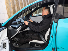 2024款 800km 四驱超长续航高阶智驾Max版