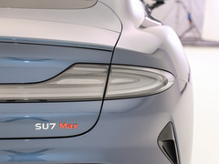 2024款 800km 四驱超长续航高阶智驾Max版