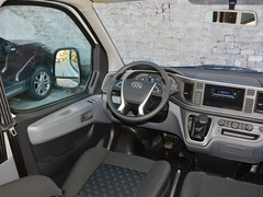 2024款 傲运通PRO 2.0T AMT 短轴中顶  56座 