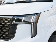 2024款 傲运通PRO 2.0T AMT 长轴中顶  6789座 