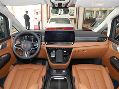 2024款 2.0T 四驱商务版