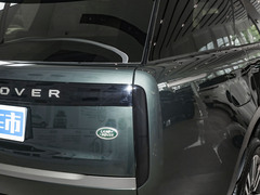 2024款 3.0 L6 400PS 盛世加长版