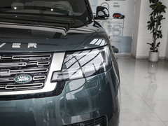 2024款 3.0 L6 400PS 盛世加长版