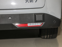2024款 605km 高山加长续航版 七座