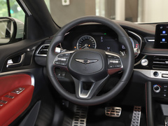 2024款 2.0T 后驱豪华版