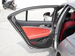 2024款 2.0T 四驱旗舰型 Shooting Brake 