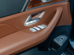 2024款 GLS 450 4MATIC 豪华型