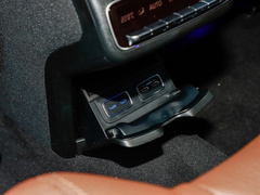 2024款 GLS 450 4MATIC 豪华型