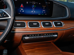 2024款 GLS 450 4MATIC 豪华型