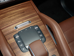 2024款 GLS 450 4MATIC 豪华型