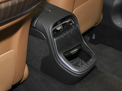 2024款 E 300 L 时尚运动型