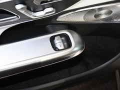 2024款 E 300 L 豪华型