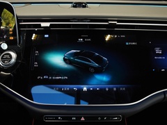 2024款 E 300 L 豪华型