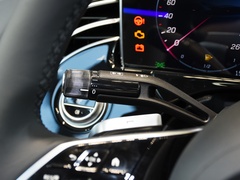 2024款 E 300 L 豪华型