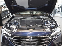 2024款 E 300 L 豪华型