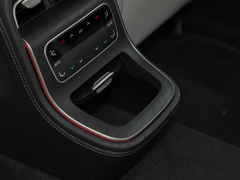 2024款 E 300 L 尊贵型