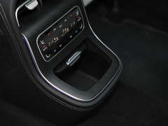 2024款 E 300 L 尊贵运动型