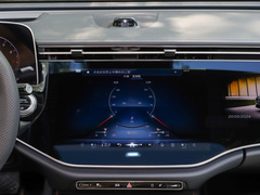 2024款 E 300 L 尊贵运动型