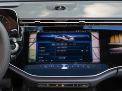 2024款 E 300 L 尊贵运动型