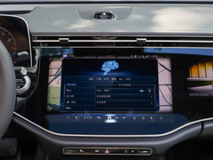 2024款 E 300 L 尊贵运动型