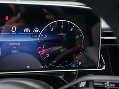 2024款 E 300 L 尊贵运动型