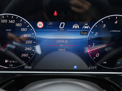 2024款 E 300 L 尊贵运动型