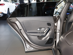 2024款 CLA 260 4MATIC 猎跑车