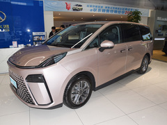 2023款 2.0T 奢享版