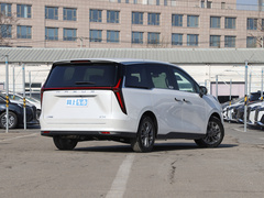 2023款 2.0T 奢享版