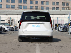 2023款 2.0T 奢享版