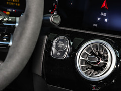 2024款 AMG CLA 45 S 4MATIC+ 燃擎当道特别版