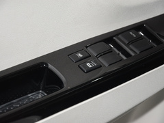 2023款 EDi 1.5L 舒适型 7座