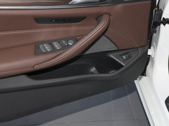 2023款 改款 530Li 领先型 豪华套装