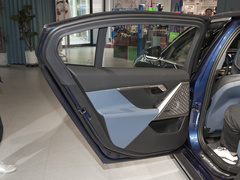 2024款 eDrive 35L 尊享型 豪华套装