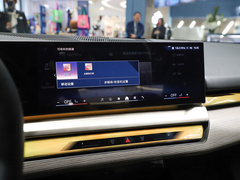 2024款 eDrive 35L 尊享型 豪华套装