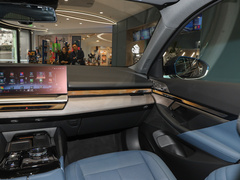 2024款 eDrive 35L 尊享型 豪华套装
